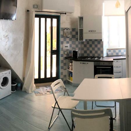 Vicolo Dei Pescatori Terracina Apartment Luaran gambar