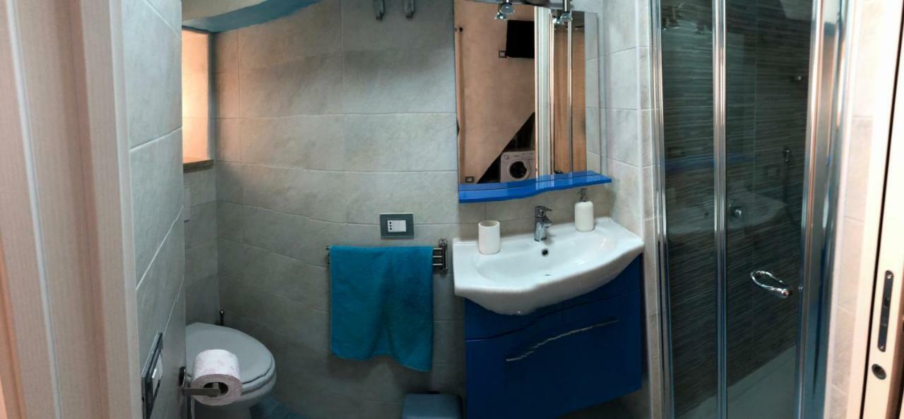 Vicolo Dei Pescatori Terracina Apartment Luaran gambar
